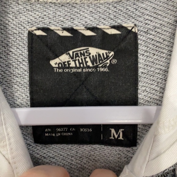 Off The Wall Vans top - Picture 3 of 13